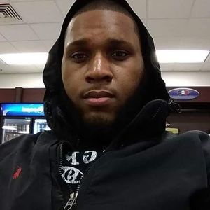 Meet your Posher, Devonte